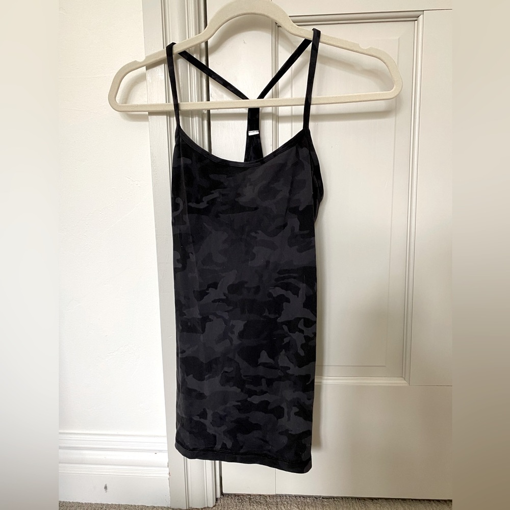 Lululemon Power Y Tank in Black Camo
